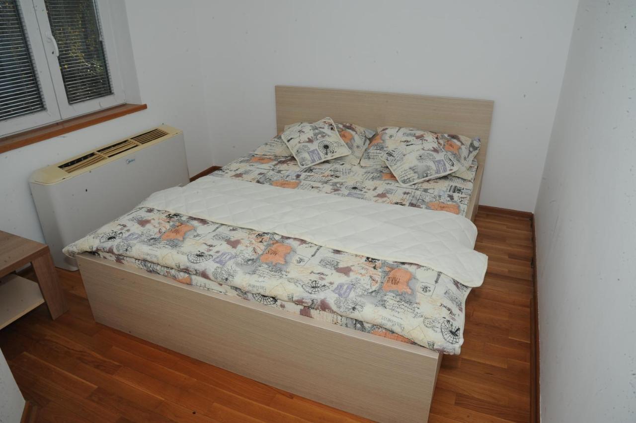 Vila Odmor Na Dunavu Beocin Zewnętrze zdjęcie